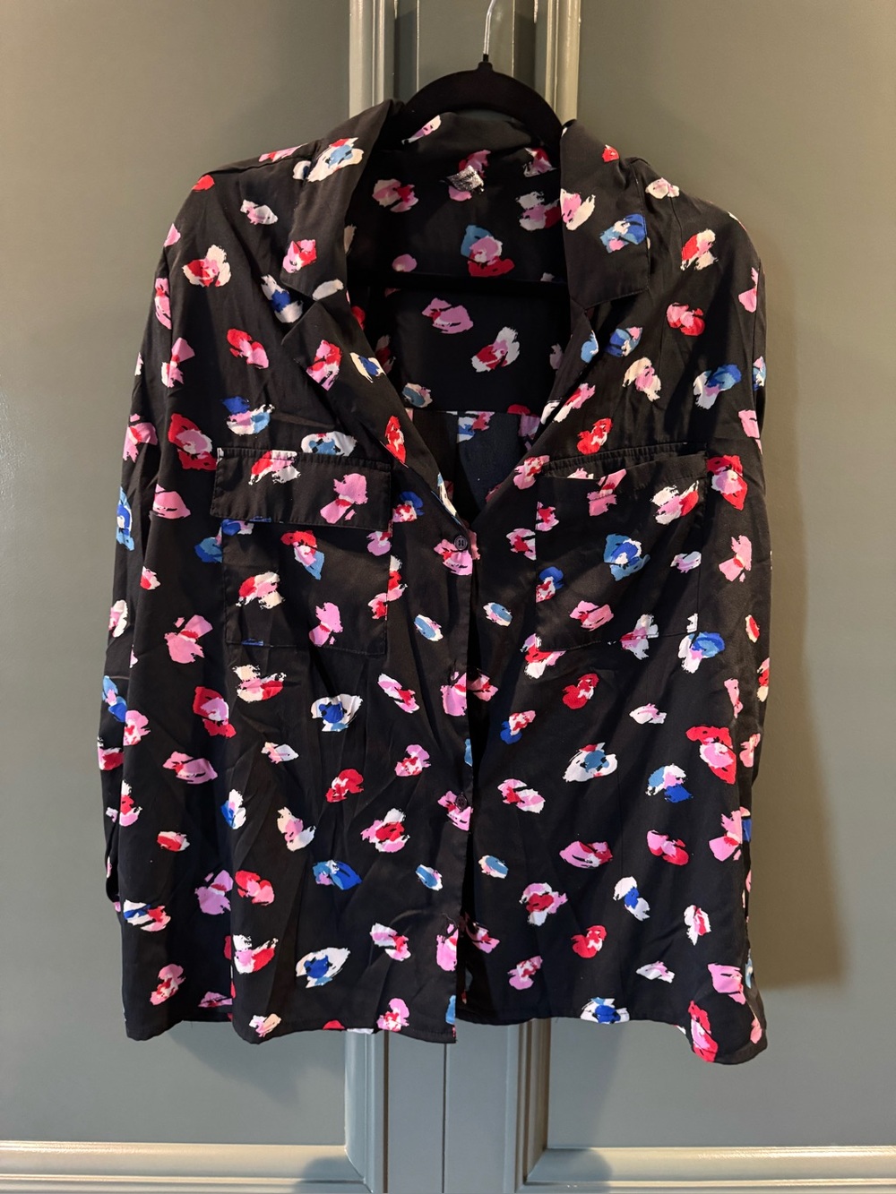 Women’s Black Floral-Print Button Front Blouse